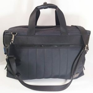 FINAL PRICE, SAMSONITE RED Weekend Travel Bag NWOT